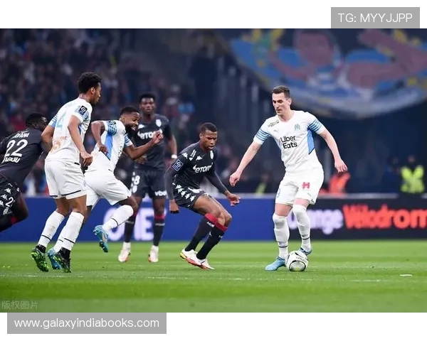 UEF足球官网提供的实时比分和赛况分析帮助用户做出正确投注决策